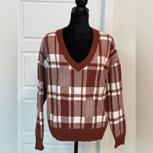 Christian Siriano Brown and White V-Neck Sweater, Boxy Fit, Soft XL